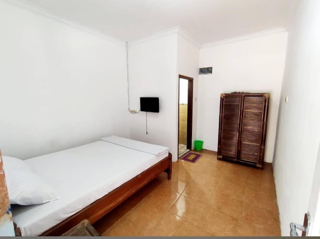 Privatunterkunft Hendro's Surf Camp Pulau Merah Pasanggaran
